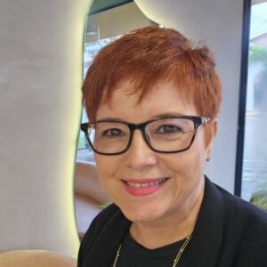 Sobre a Professora Denise 1 Professora Denise Ferreira